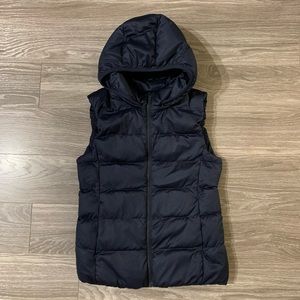 Uniqlo premium down vest